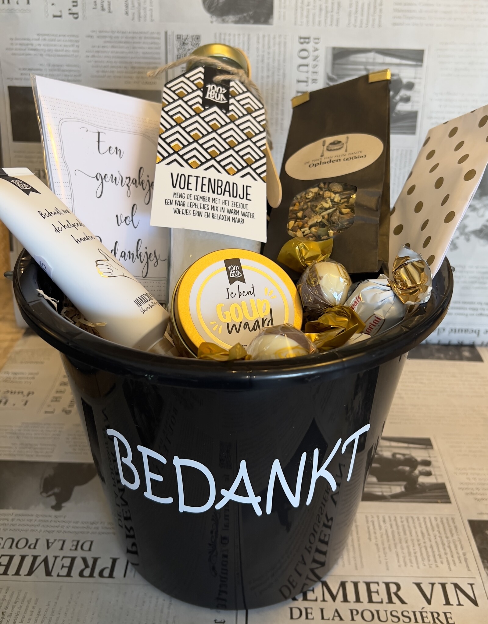 Bedankt pakket in emmertje - Opladen