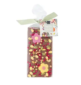 Chocolade met bloemetjes en caramelparels