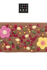 Chocolade met bloemetjes en caramelparels