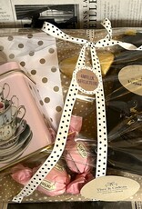 Verjaardagspakket Theepakket met verjaardagsthee, theeblikje en chocolade