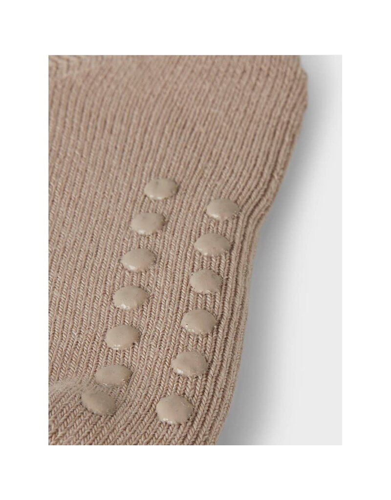 Lil' Atelier Tero Anti Slip Sock Nougat