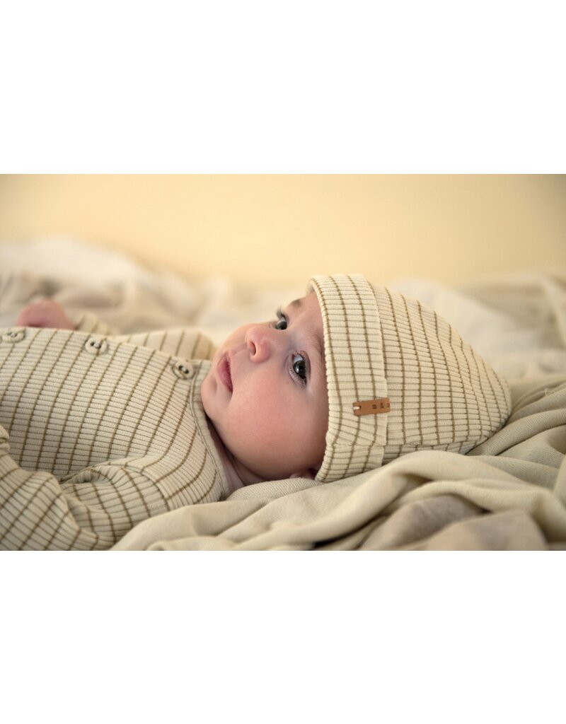 Nixnut Rib Beanie Biscuit Stripe