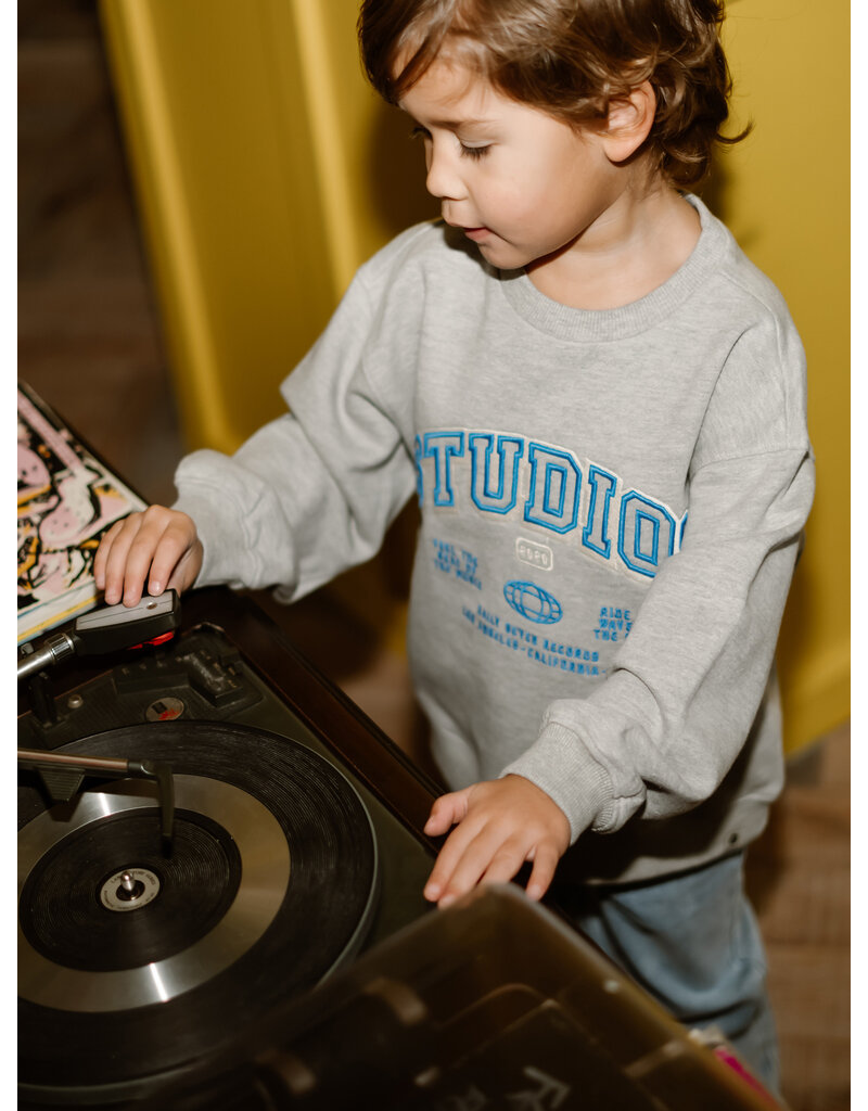 Daily Seven Oversized Sweater Artwork Grey