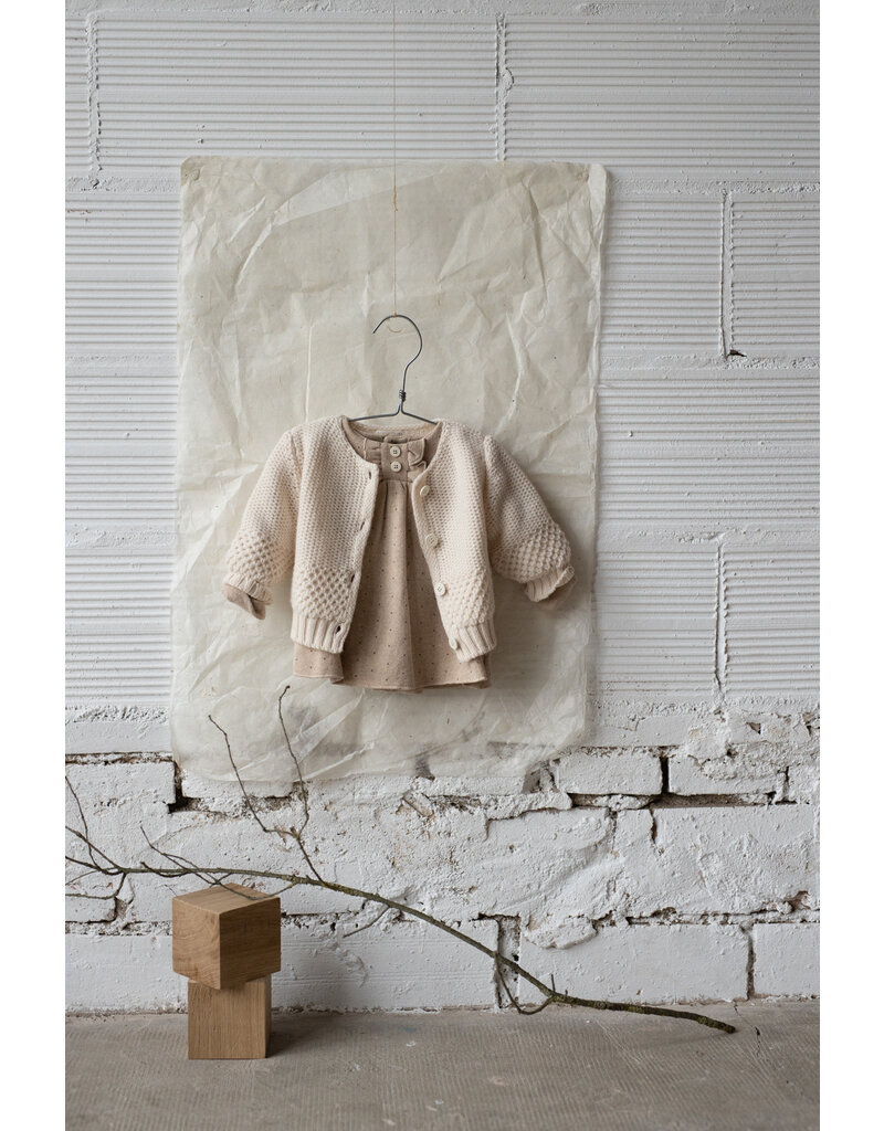 1+ in the family Malene Cardigan Ecru