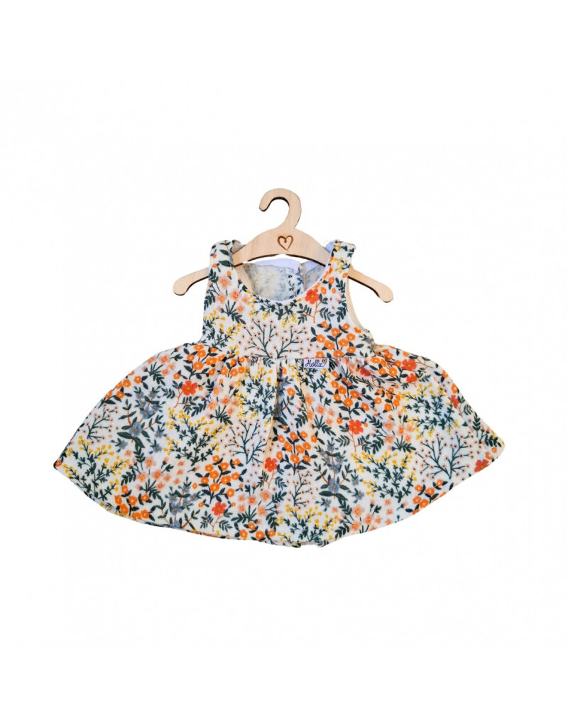 Hollie Poppenjurk Summer flower garden
