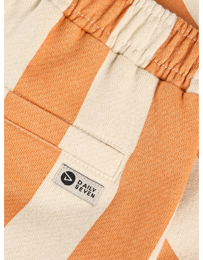Daily Seven Shorts Big Stripe Sandstone
