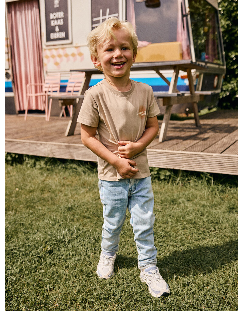 Daily Seven T-shirt Backprint Tuffet