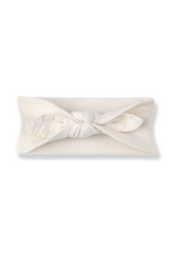 1+ in the family Noa bandeau ecru