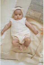 1+ in the family Noa bandeau ecru