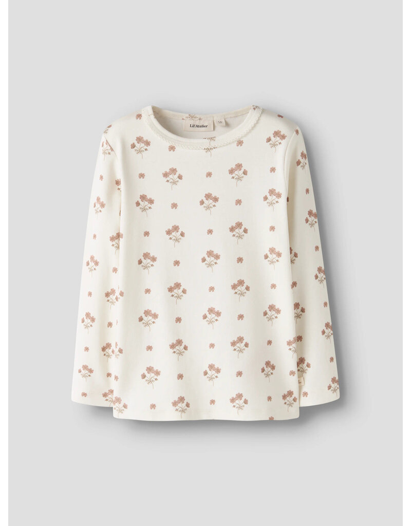 Lil' Atelier Layo Sig Slim Top Coconut Milk Flower