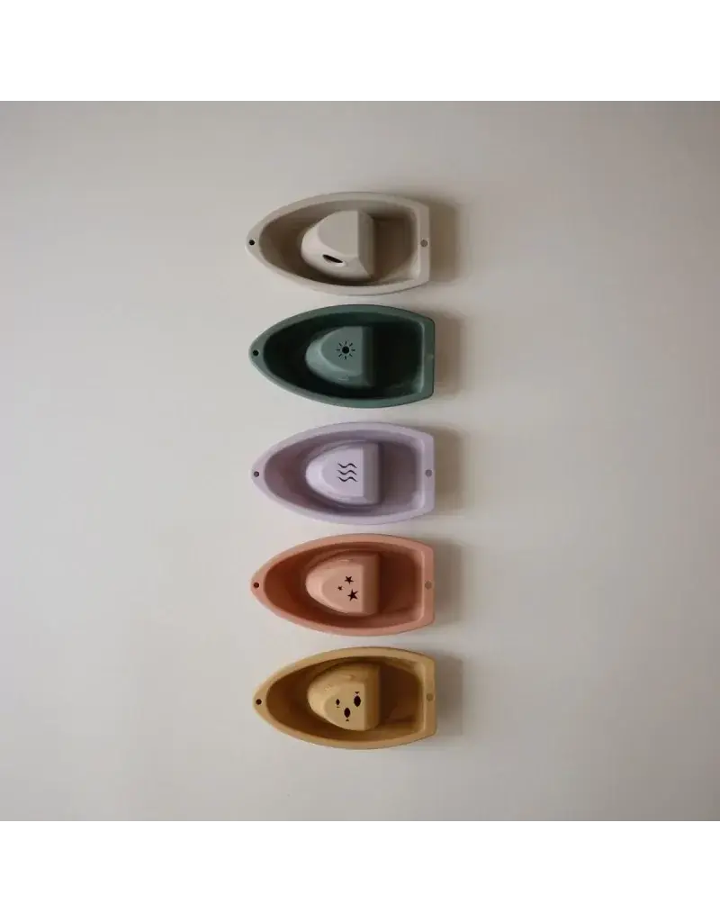 Mushie Bath Boats Petal