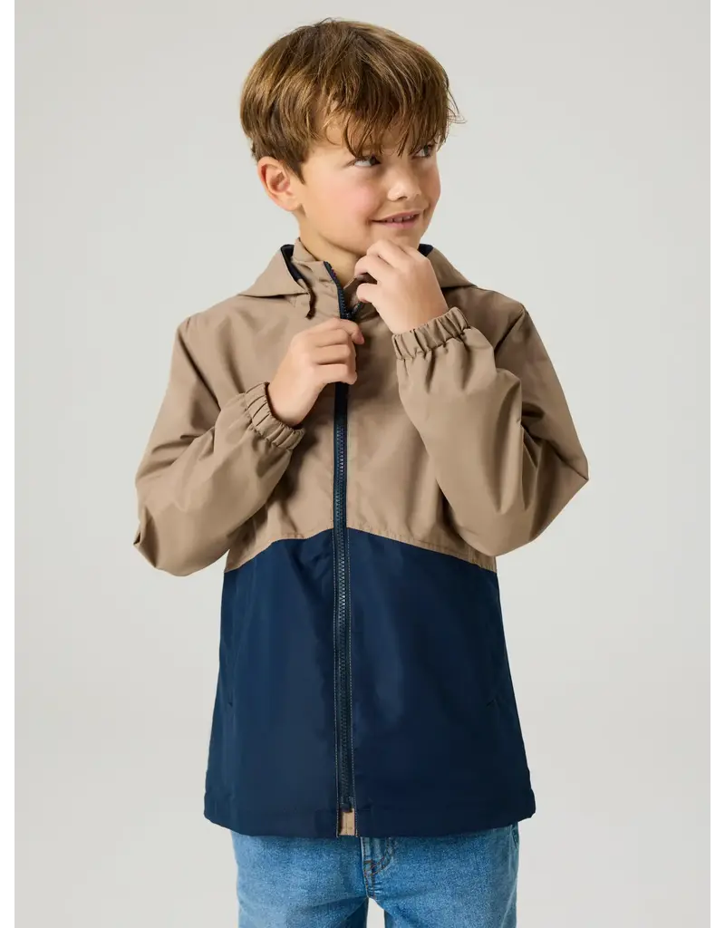 name it Max Jacket Block Fossil