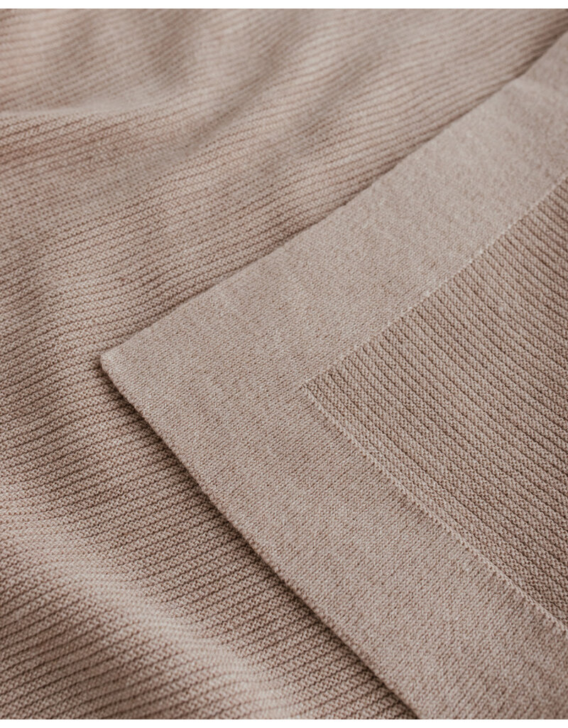 Hvid Blanket Gust Sand