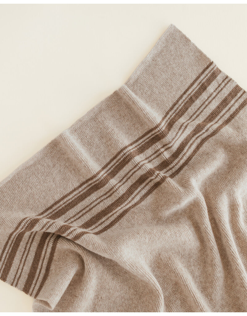 Hvid Blanket Gilbert Sand Walnut