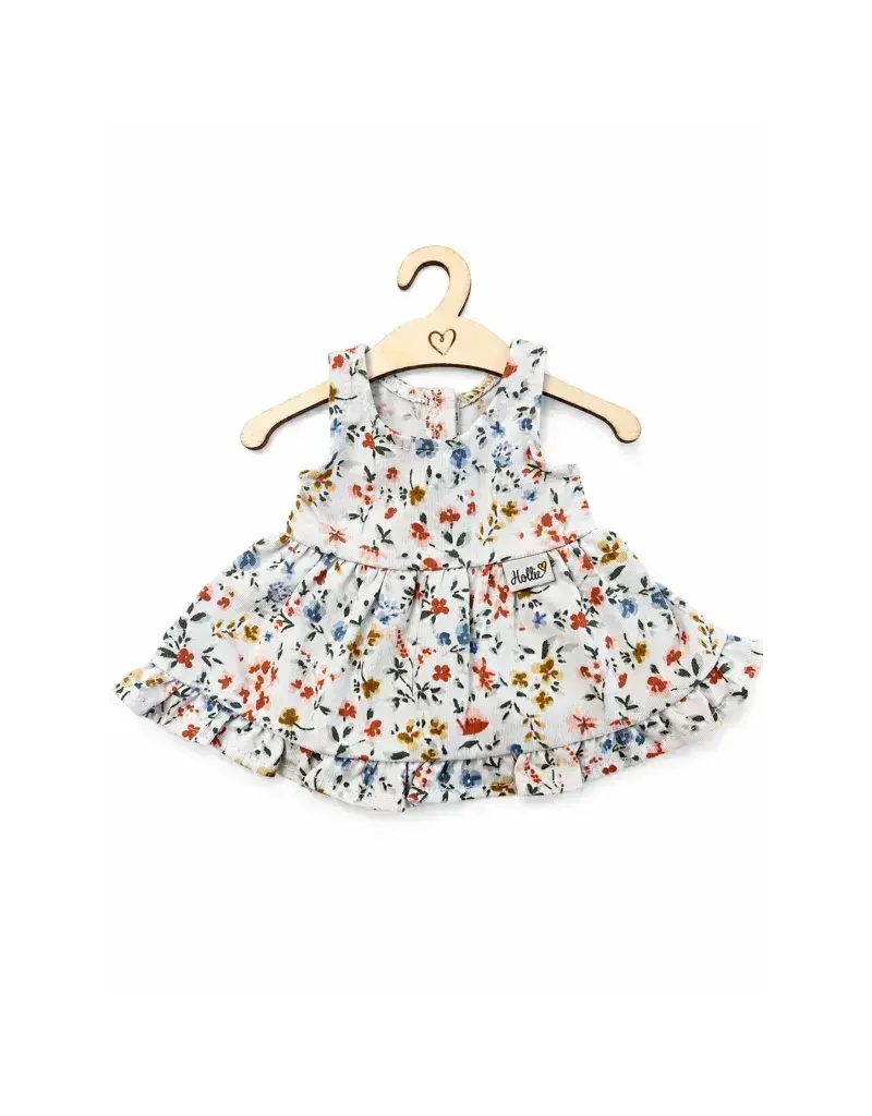 Hollie Jurk Sunny white flowers