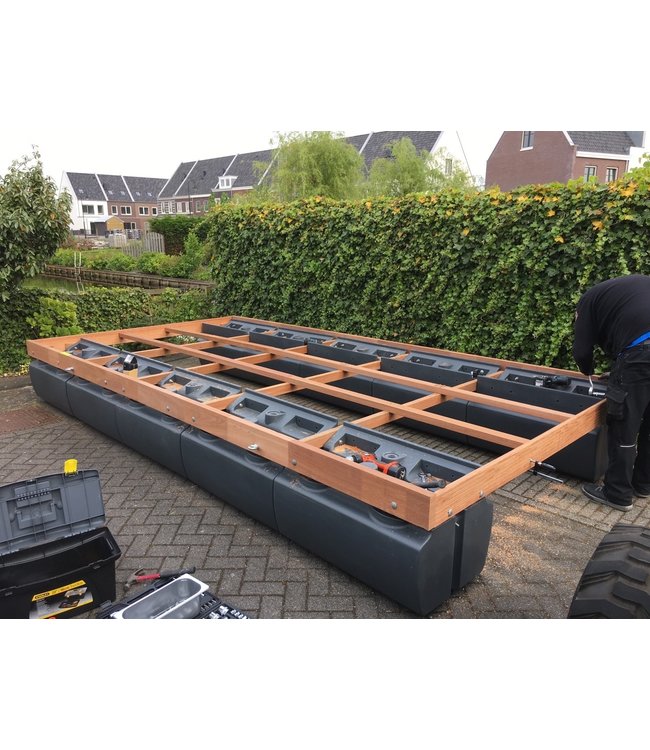 Floatlands boeg drijver