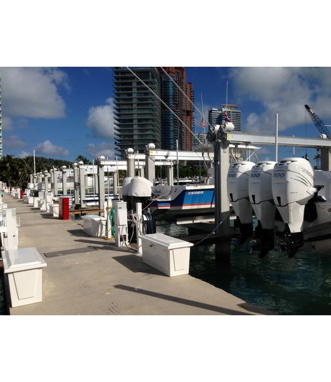 4-6 Post - Fixed boatlift, systems from 2.250 till 12.600 kg