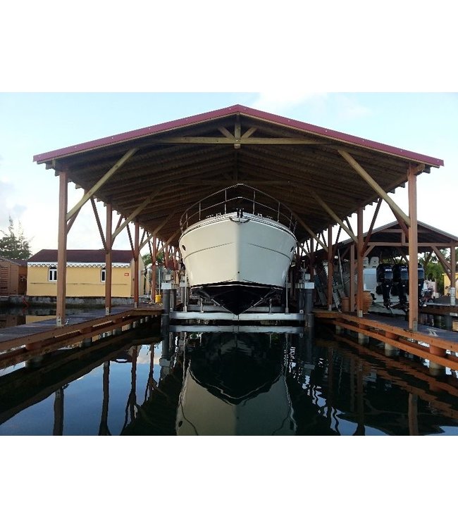 8 Post - Fixed boatlift, systems from 14.400 till 120.000 kg