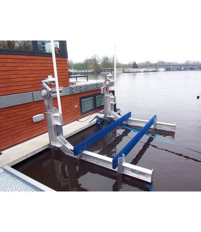 Elevator - Fixed boatlift, systems from 680 till 18,000 kg