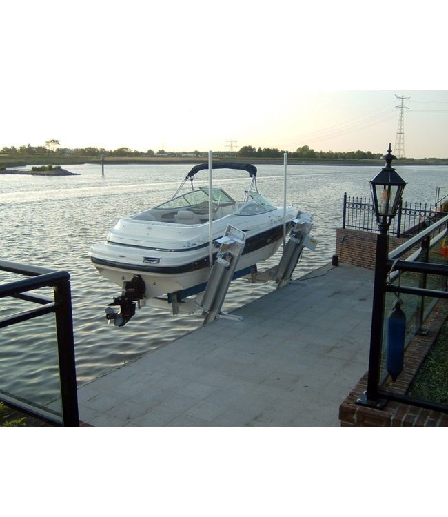 Elevator - Vaste Bootlift, systemen van 680 tot 18.000 kg