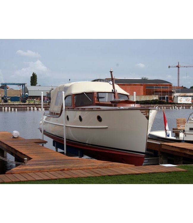 Dockvator - Fixed boatlift, systems from 2.250 till 12.600 kg
