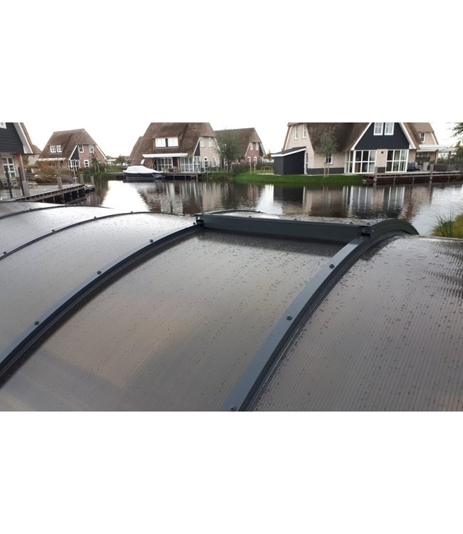 Alumon Bootoverkapping op een vaste steiger (wal-wal uitvoering)