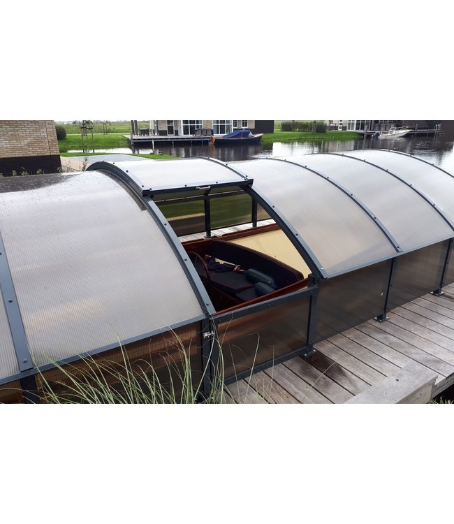 Alumon Boathouse (floating)