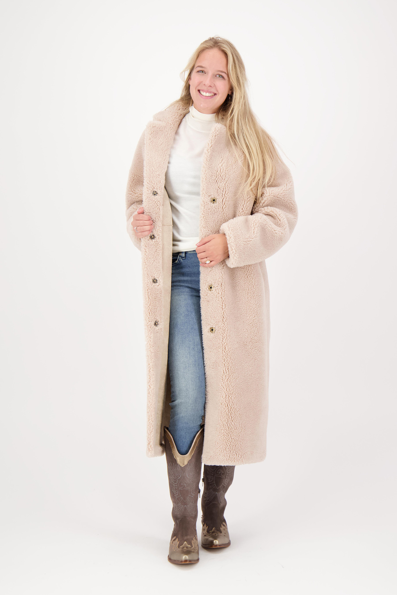 Studio AR by Arma - Florence Teddy Coat - Blush