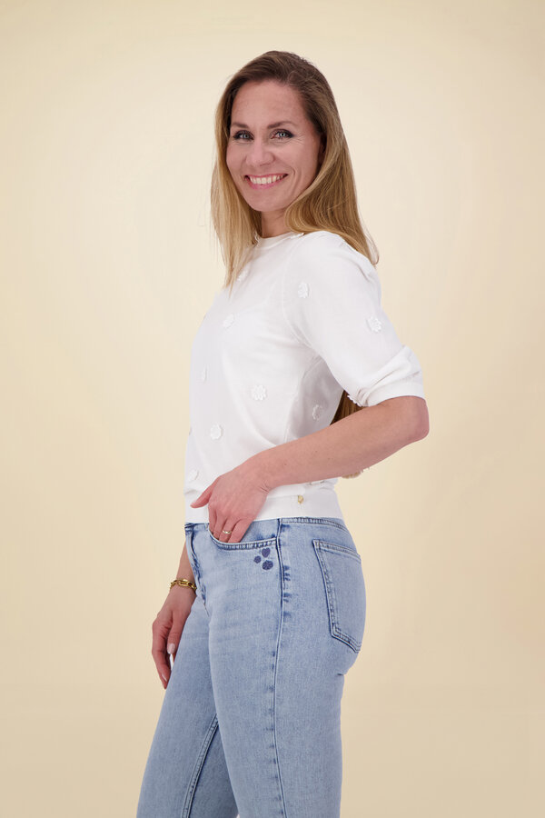 Hilly Patch Pullover - Cream White