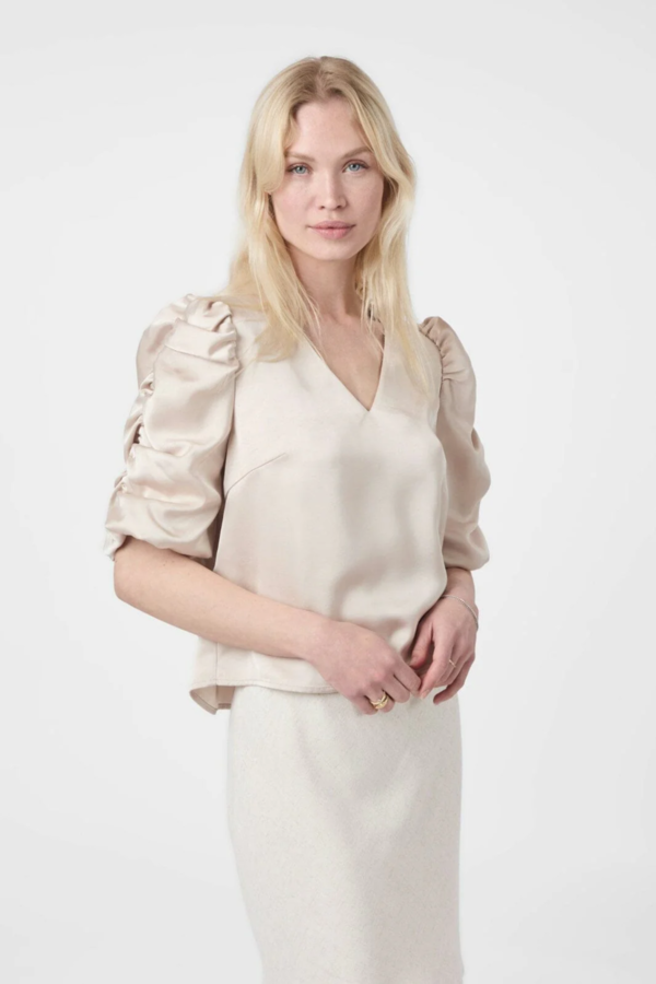 Elba Heavy Sateen Blouse - Champagne