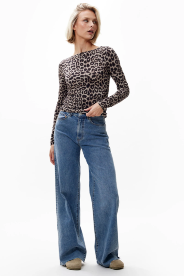 Leopard Long Sleeve - Sand