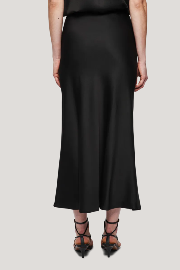 Nevida Skirt - Black