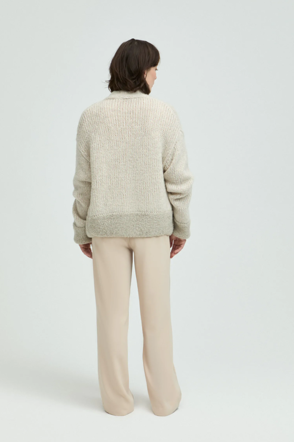Aldo Vest - Almond Milk