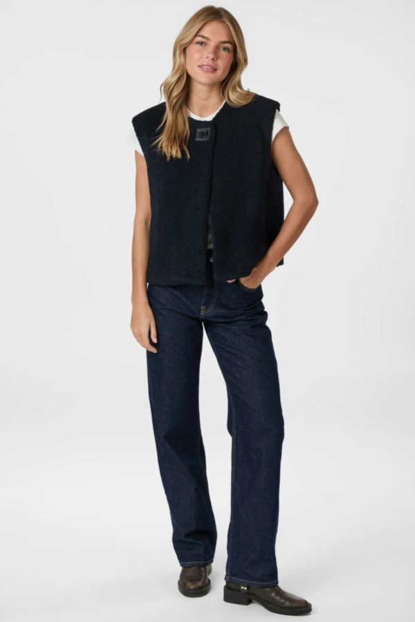 Anjanna Teddy Vest - Navy