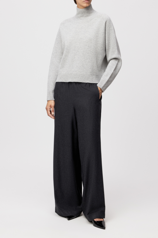 Lyzima Pullover - Light Grey
