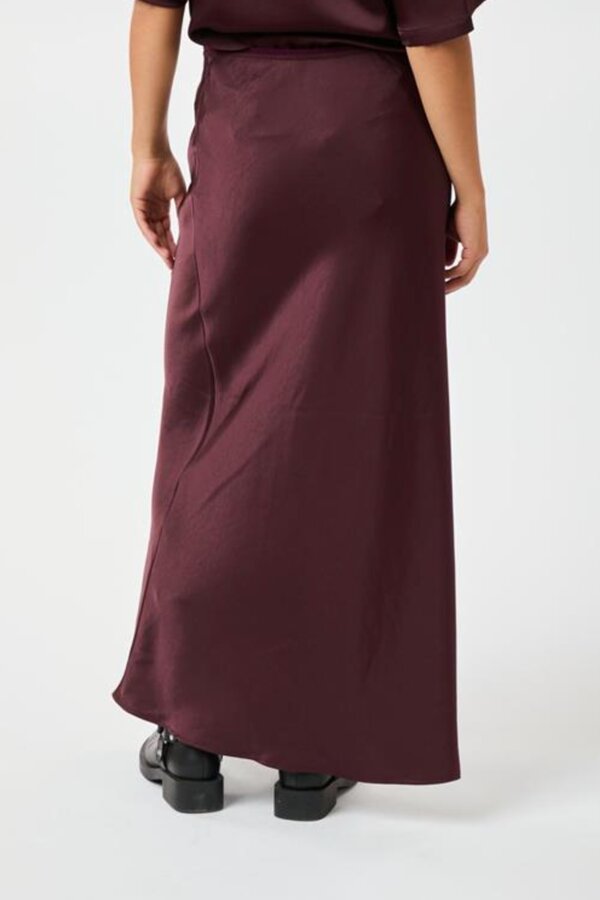 Vicky Heavy Sateen Skirt - Burgundy