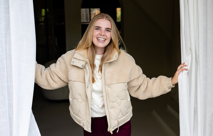 Gezellig en warm de winter in met stijlvolle winterjassen