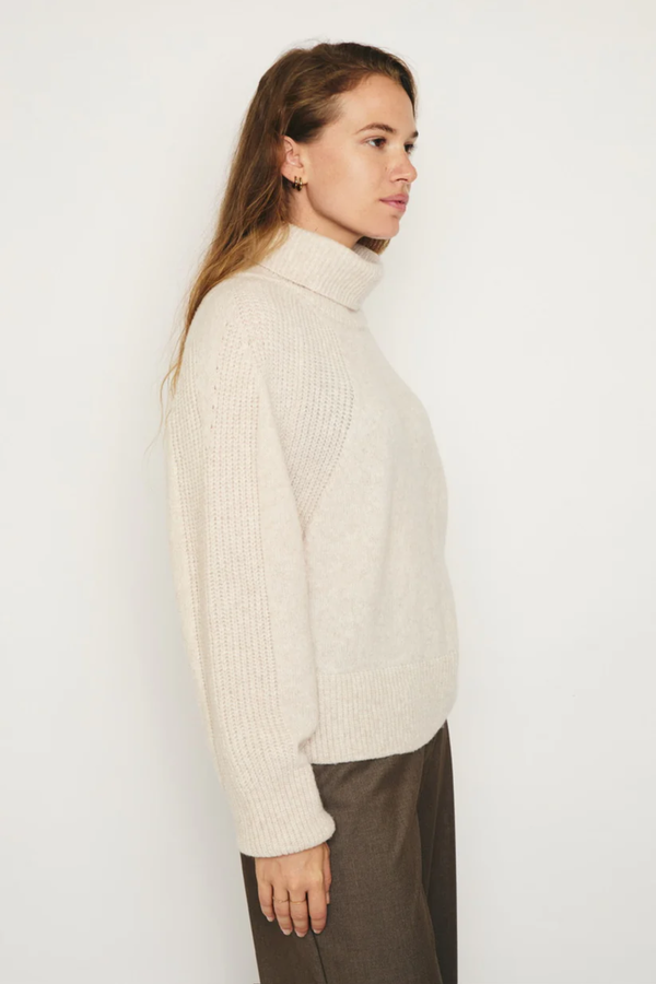 Adeline Sweater - Creme Stone