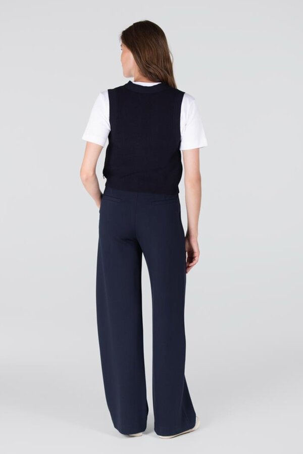 Billie Gilet - Dark Blue