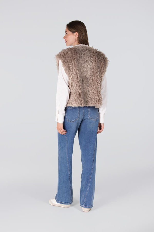 Dali Fake Fur Gilet - Sand