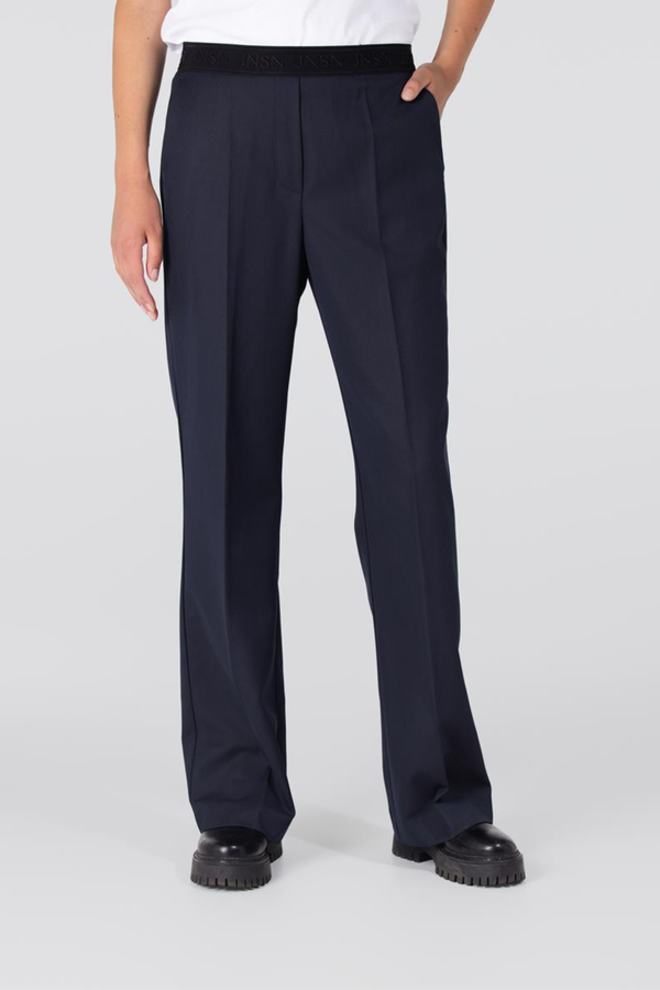 Charlie Broek - Dark Blue