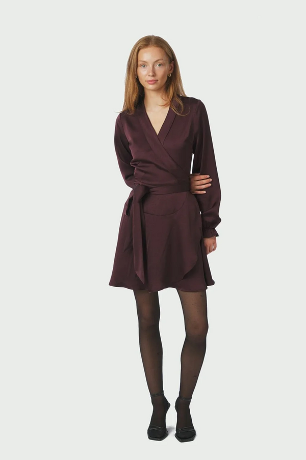 Colbie Heavy Sateen Dress - Burgundy