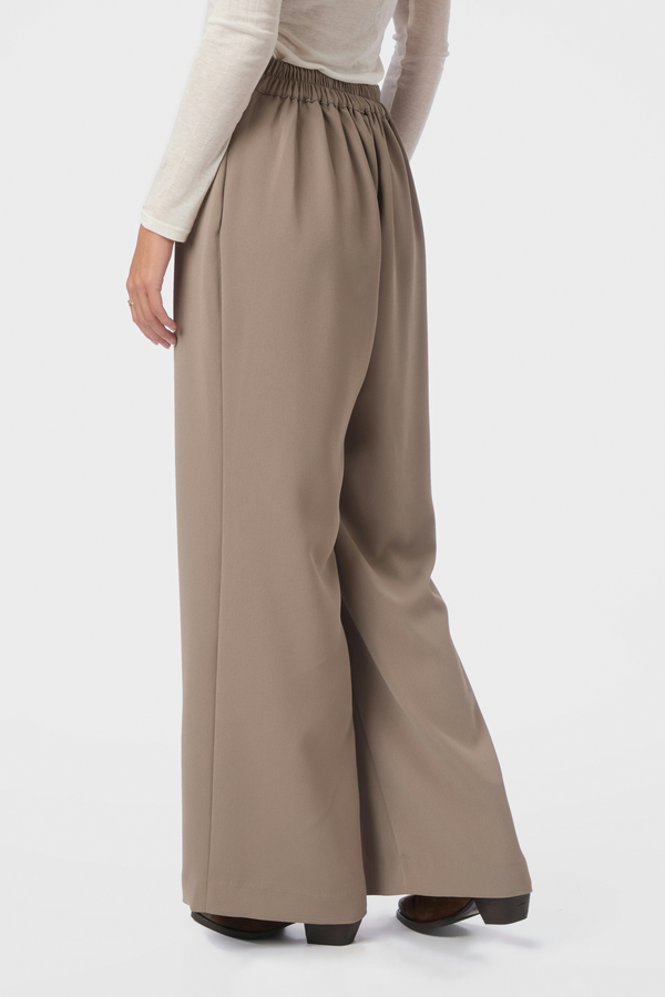 Lunet Crepe Pants - Taupe