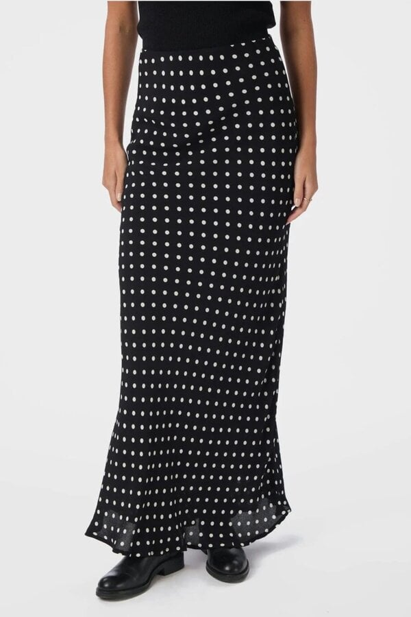 Viso Crepe Dot Skirt - Black