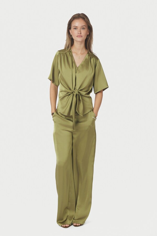 Casadia Heavy Sateen Blouse - Sage Green