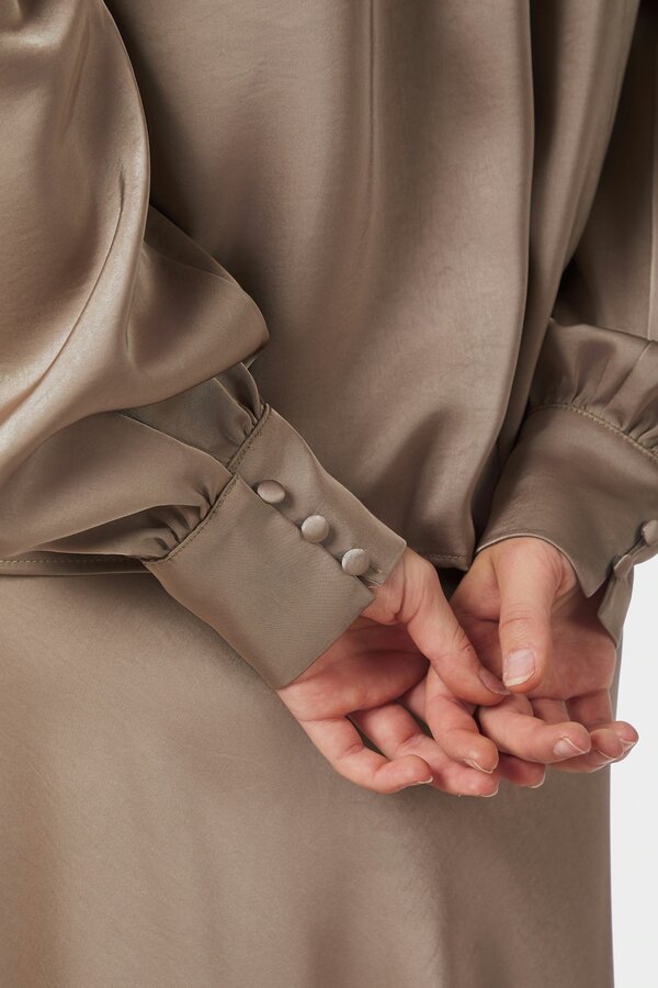 Rosslyn Heavy Sateen Blouse - Dark Taupe