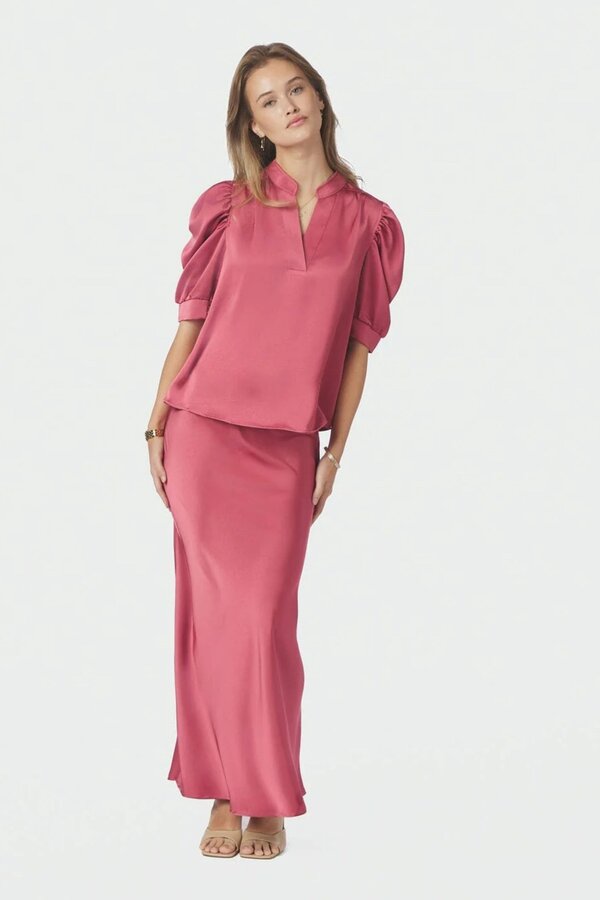 Roella Heavy Sateen Blouse - Cherry Pink