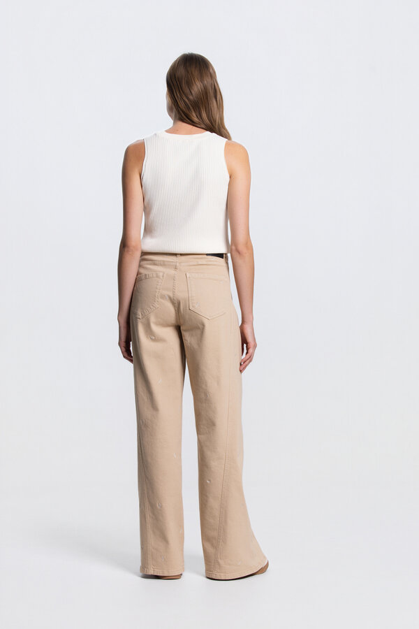 Moise Sleeveless Scallop Edge Top - Cream