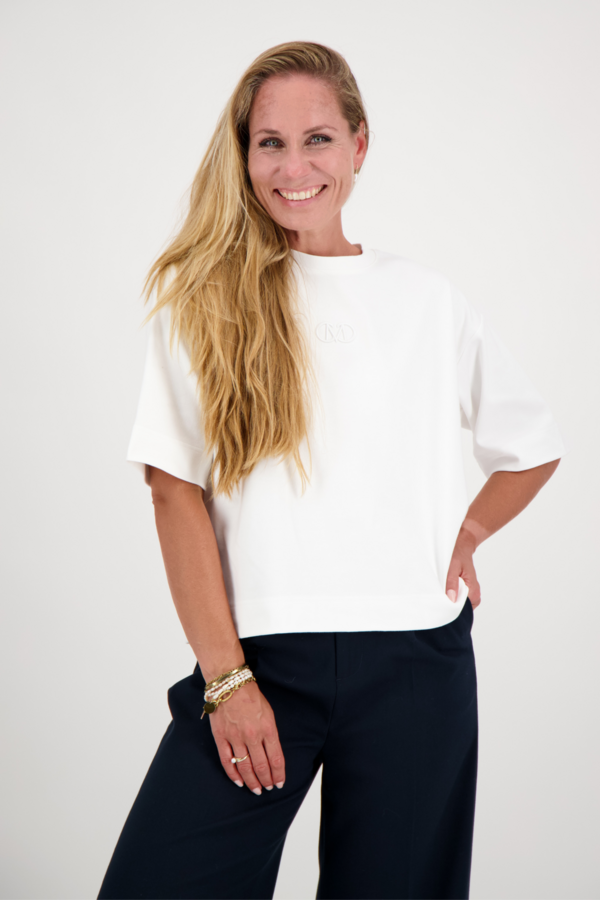 Muse Tee - Jet Stream