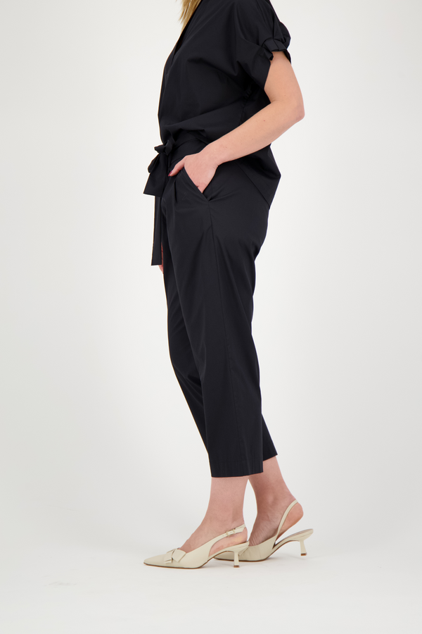 Capri Pants - Black
